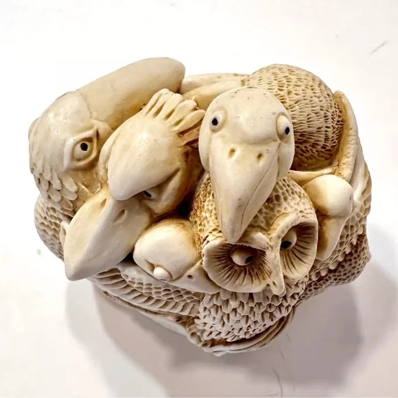 Harmony Kingdom Trinket Box Birds Teacher's Pet By Peter Calvesbert retired 1994 - Picture 6 of 16